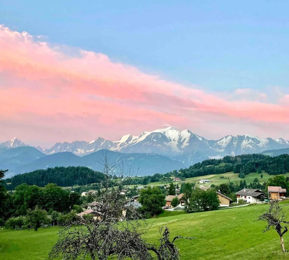 Le Refuge Alpin Apartment Cordon 0*,